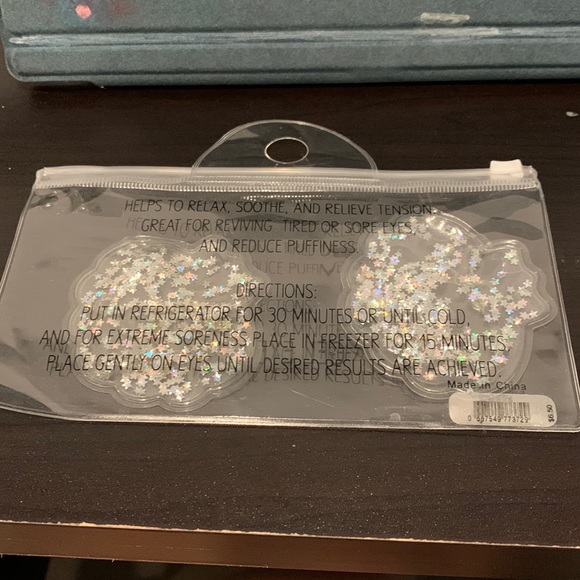 Bath&Body Works Gel Eye Mask - Picture 1 of 4